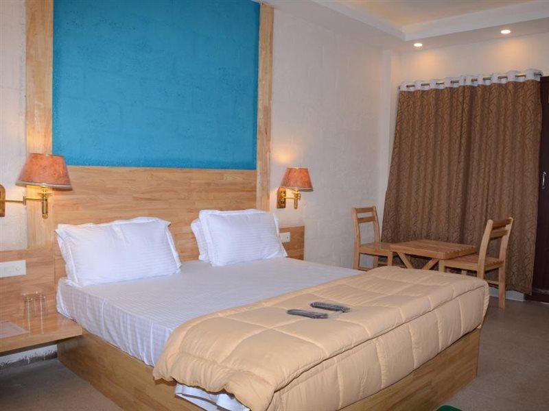 Coconhuts Beach Resort Lakshmanpur Bagian luar foto