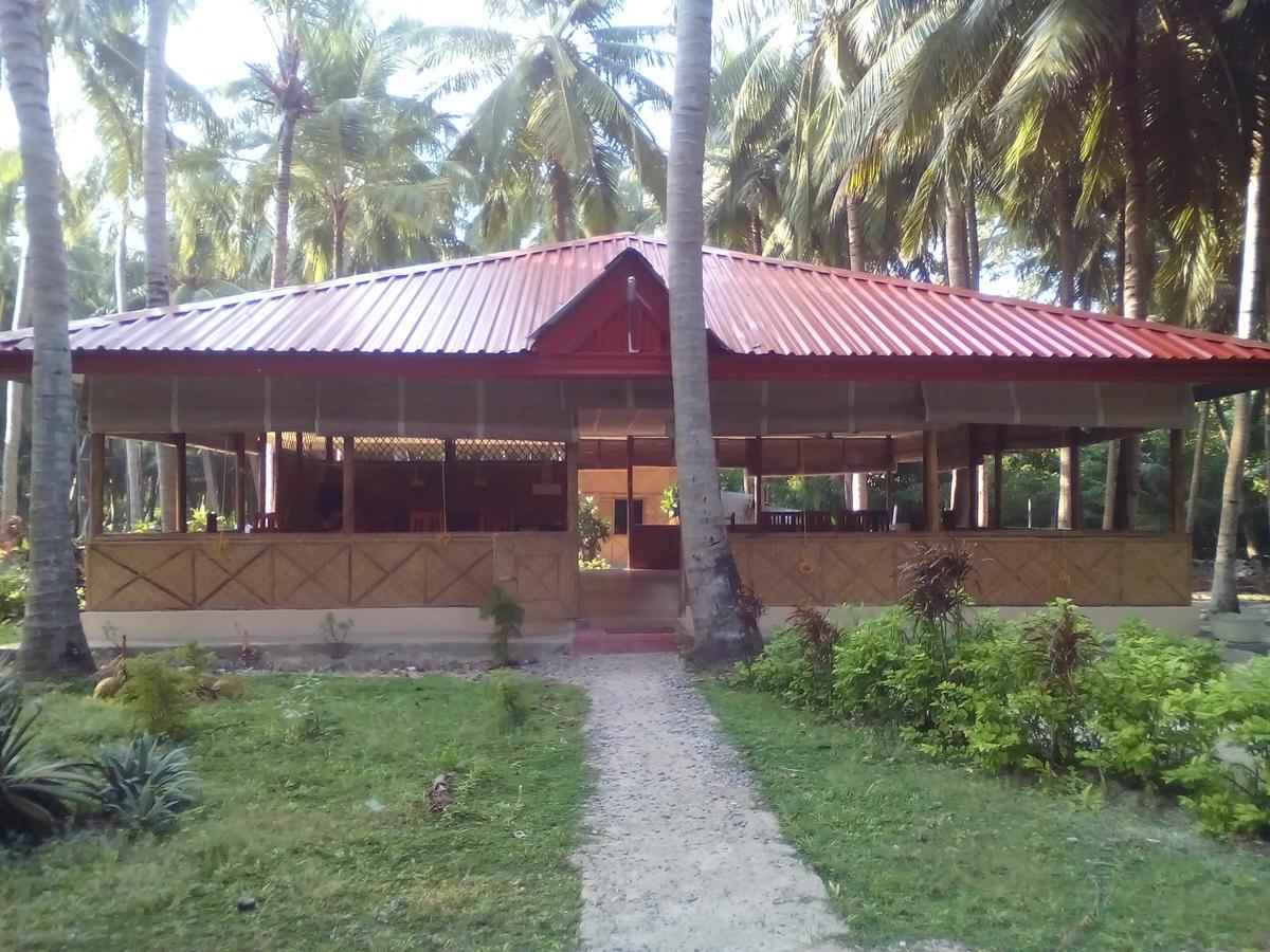 Coconhuts Beach Resort Lakshmanpur Bagian luar foto